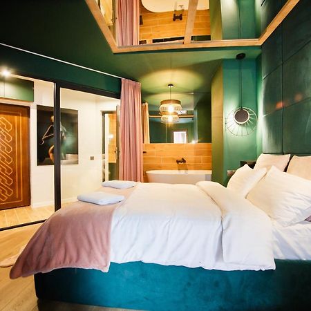 Green Velvet City Retreat 拉迪亚 外观 照片